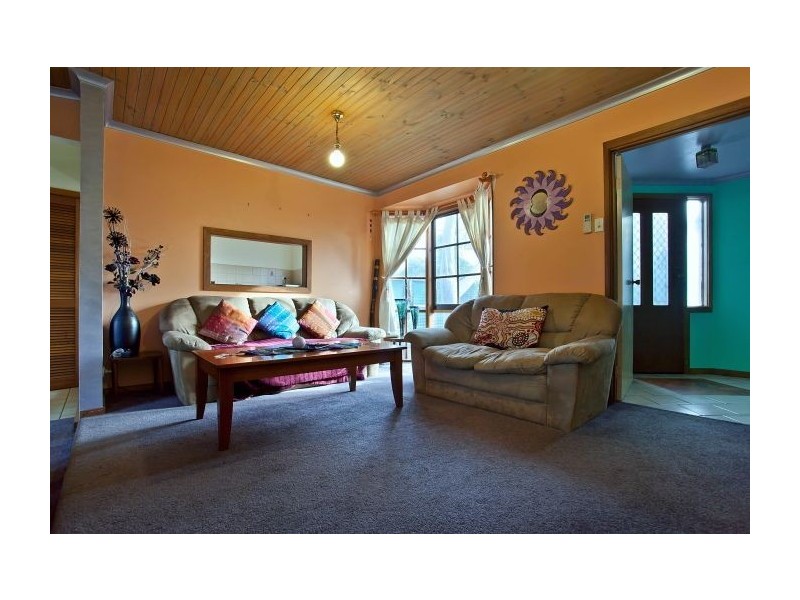 8 Spray Street, Frankston VIC 3199