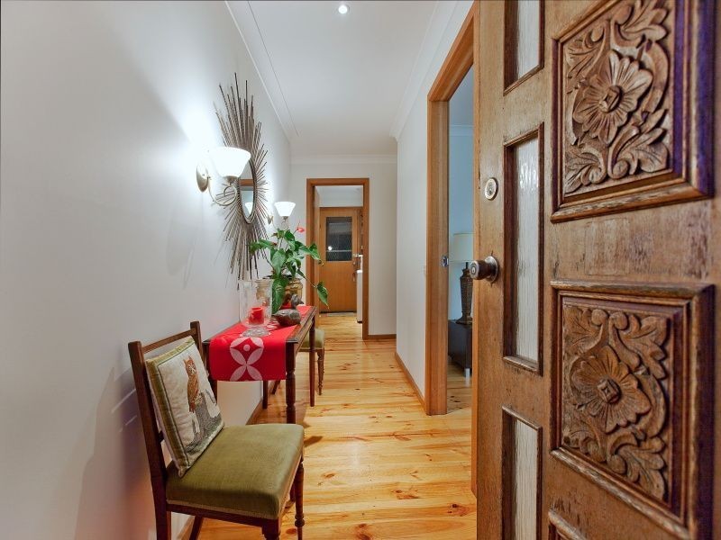 77 Lipton Drive, Frankston VIC 3199