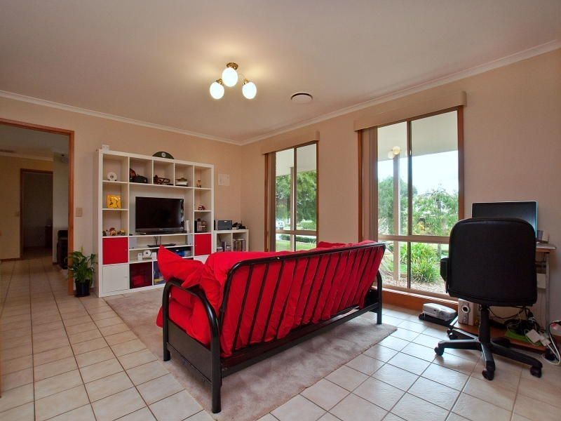10 Dudley Court, Somerville VIC 3912