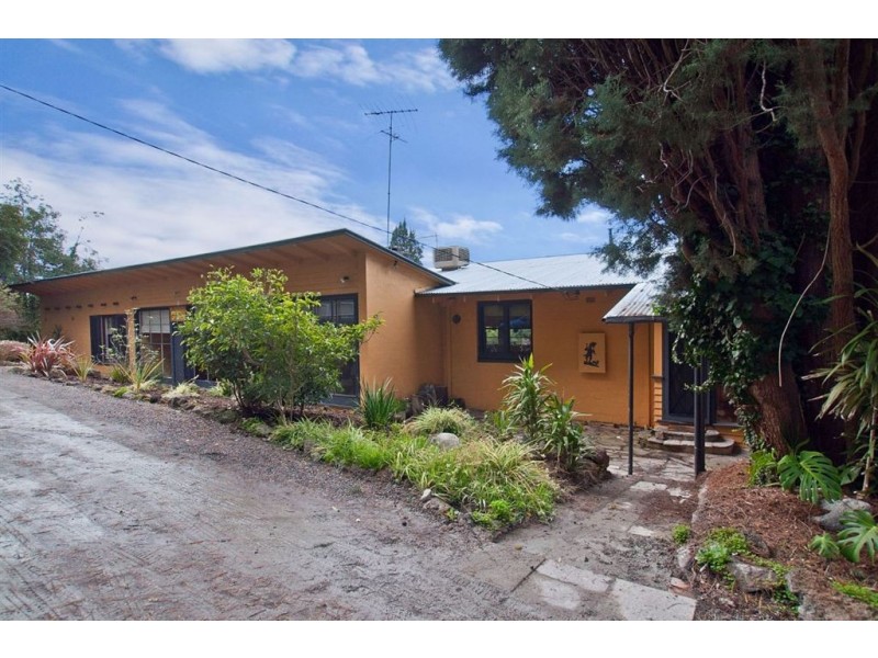 13 Mountain Avenue, Frankston South VIC 3199