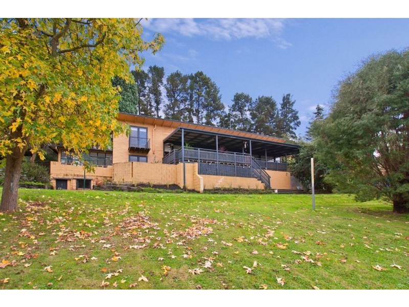 13 Mountain Avenue, Frankston South VIC 3199