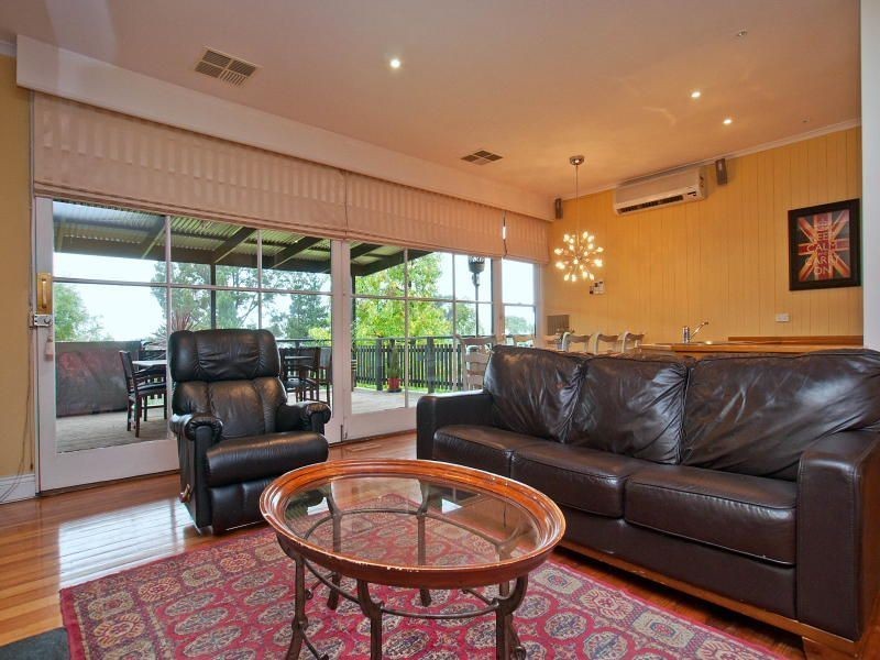 13 Mountain Avenue, Frankston South VIC 3199