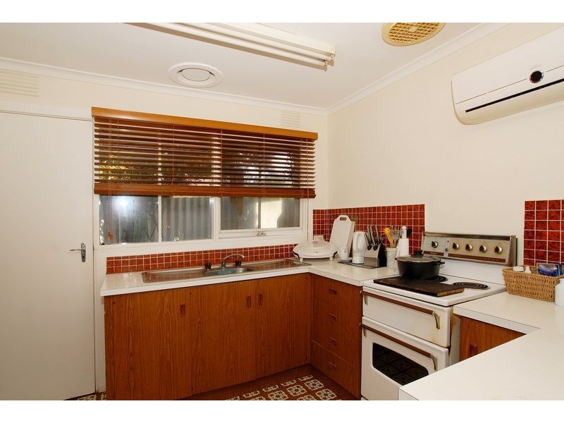 2/19 Ebdale Street, Frankston VIC 3199