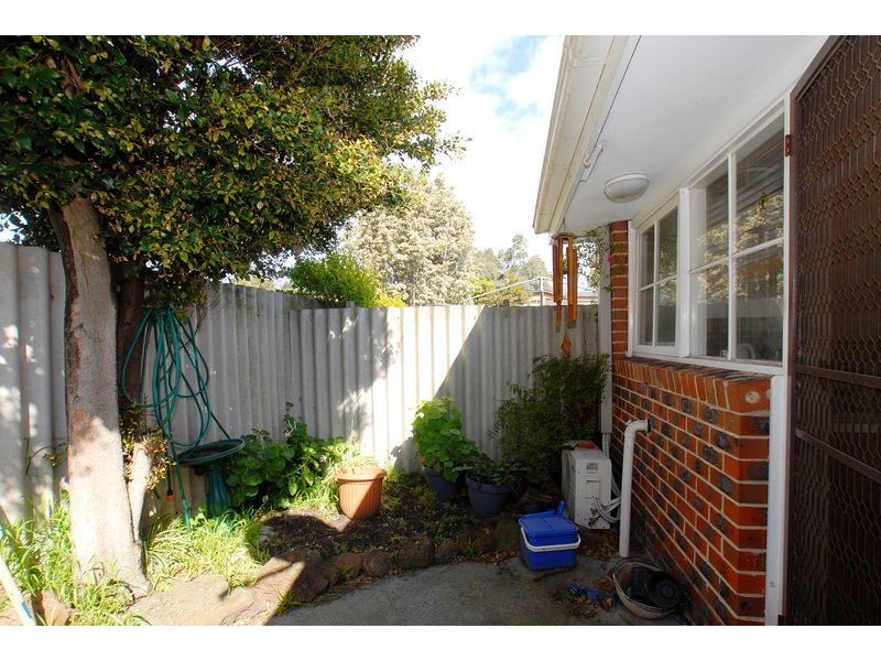 2/19 Ebdale Street, Frankston VIC 3199