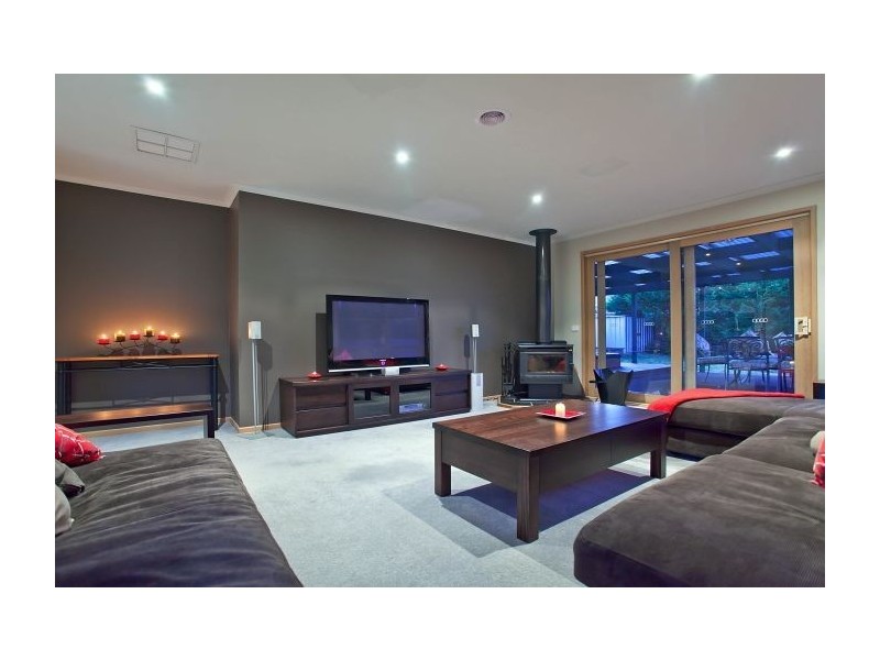 9 Manuka Court, Frankston South VIC 3199
