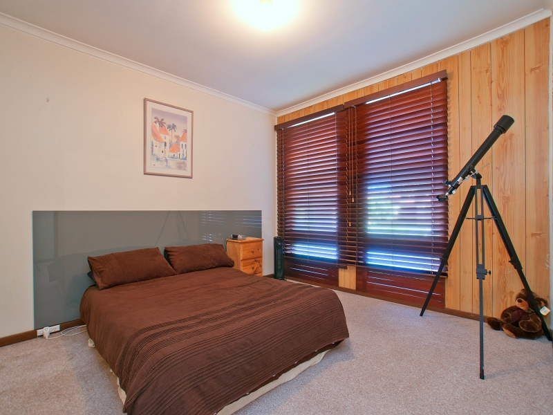 2/25 Frank Street, Frankston VIC 3199