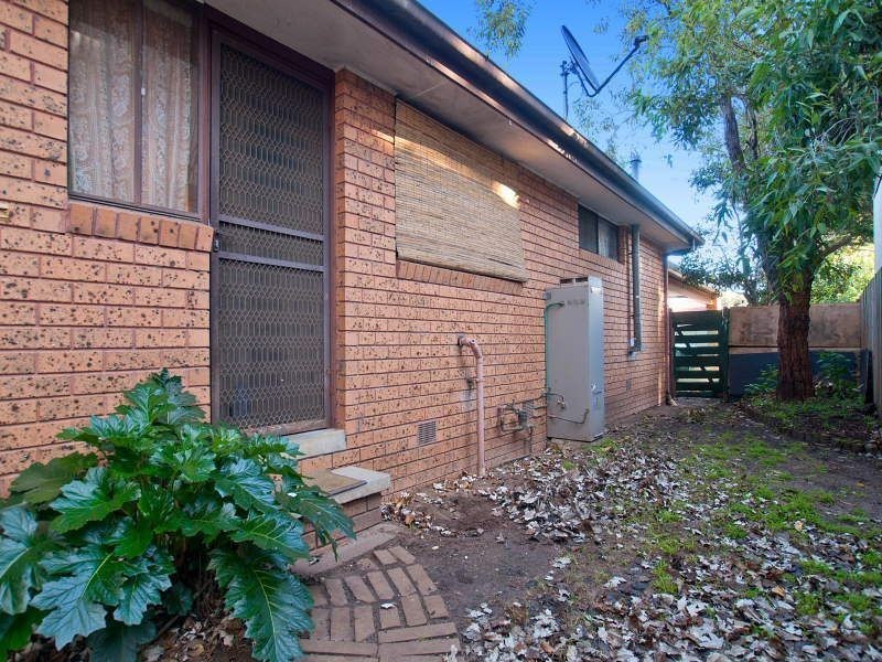 2/25 Frank Street, Frankston VIC 3199