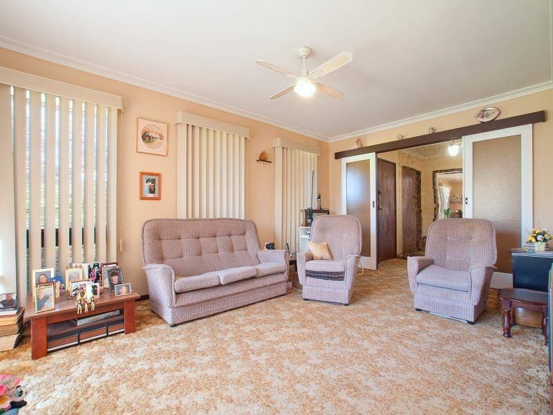 24 Barclay Avenue, Frankston VIC 3199