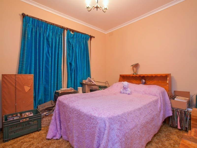 24 Barclay Avenue, Frankston VIC 3199