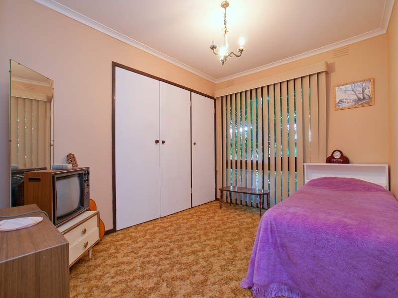 24 Barclay Avenue, Frankston VIC 3199