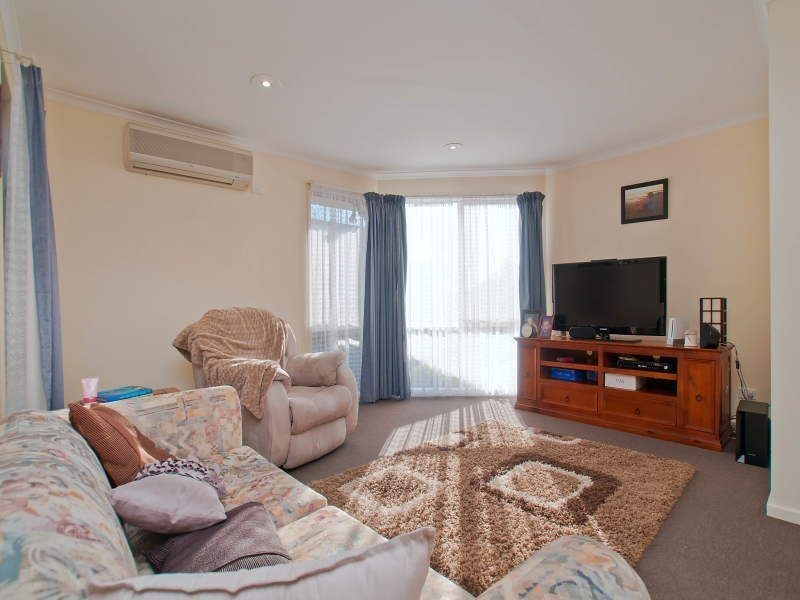 25 Wiltshire Drive, Somerville VIC 3912