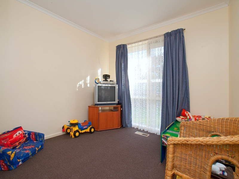 25 Wiltshire Drive, Somerville VIC 3912