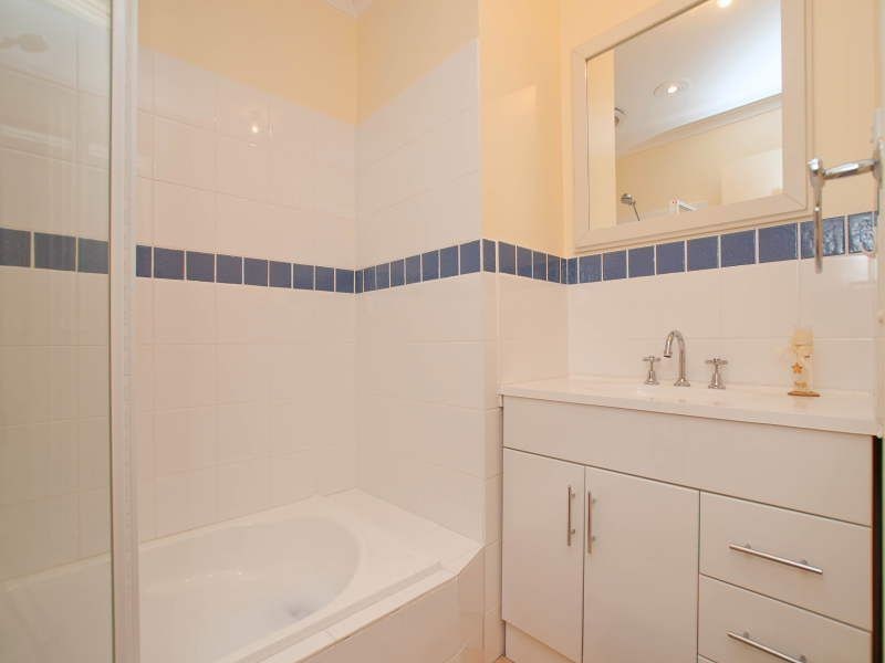 25 Wiltshire Drive, Somerville VIC 3912