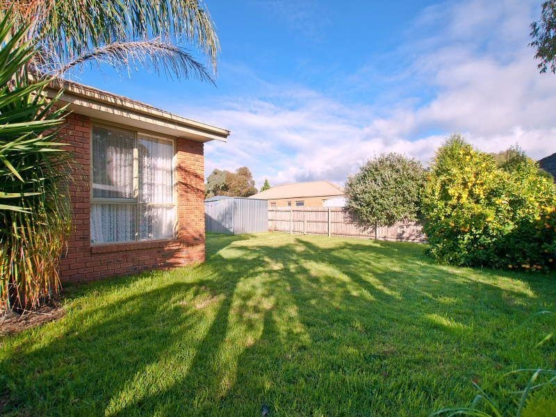 25 Wiltshire Drive, Somerville VIC 3912