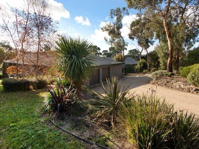 37 Bellbird Road, Mount Eliza VIC 3930