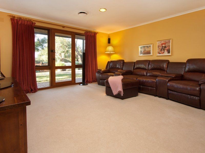 37 Bellbird Road, Mount Eliza VIC 3930