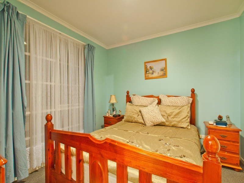 16 Gattinara Drive, Frankston VIC 3199