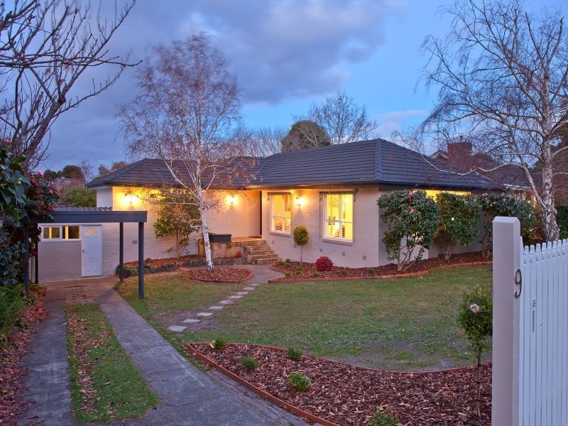9 Ronald Avenue, Frankston South VIC 3199