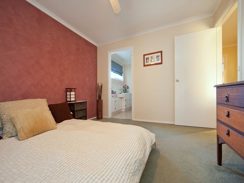 5 Conway Court, Somerville VIC 3912