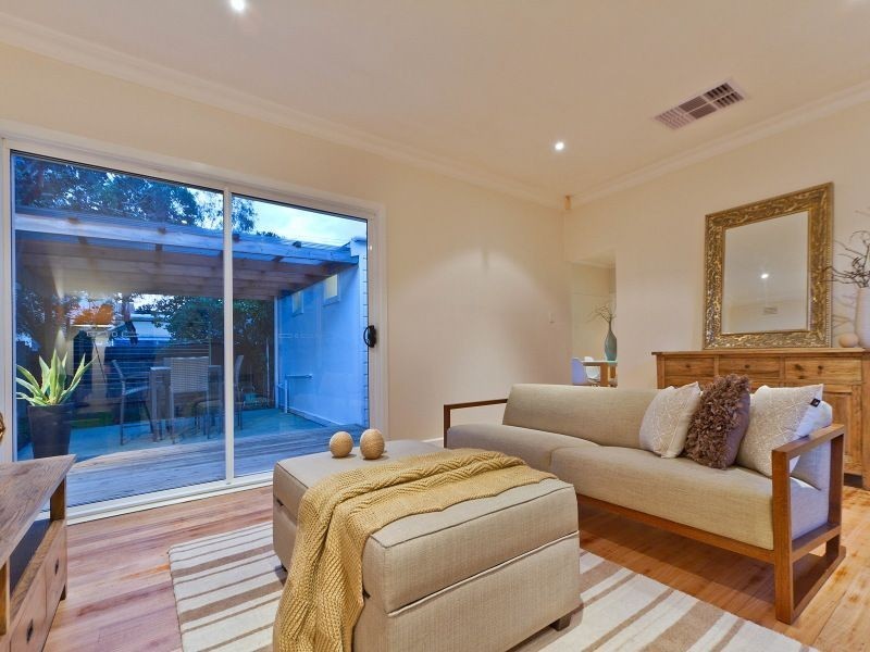 15 Raymond Avenue, Frankston VIC 3199