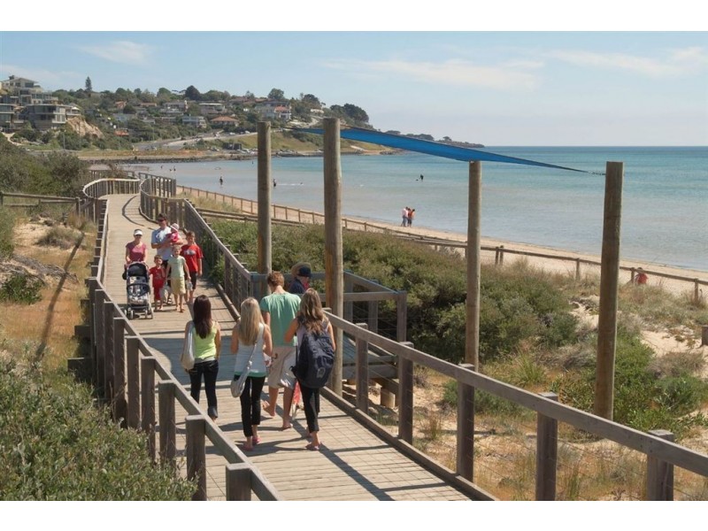 Lot 2/13 Summit Road, Frankston VIC 3199