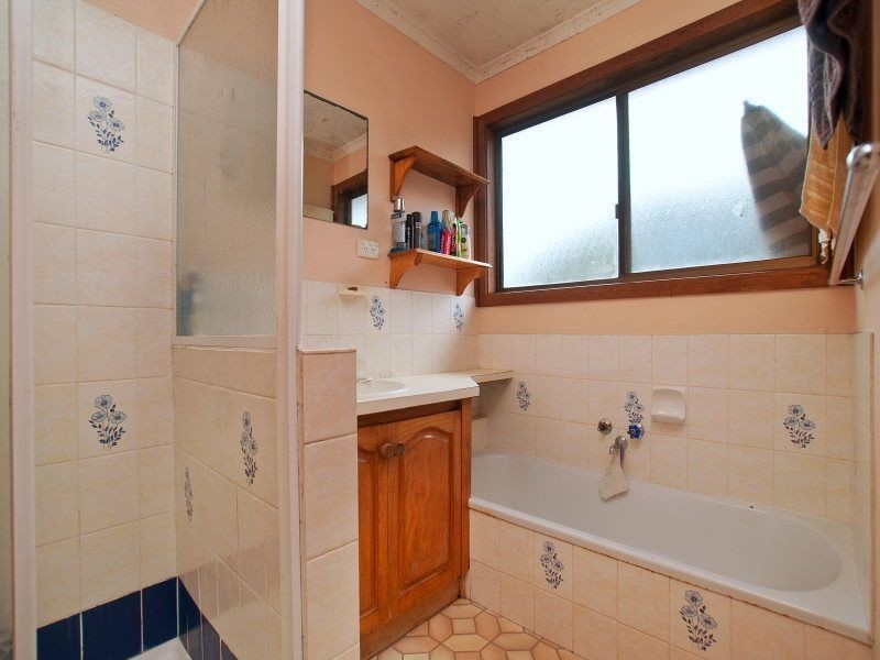 4 Lyn Court, Somerville VIC 3912