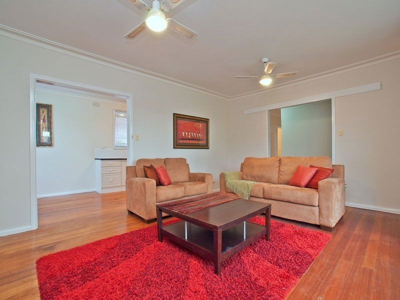17 Bradshaw Street, Frankston VIC 3199