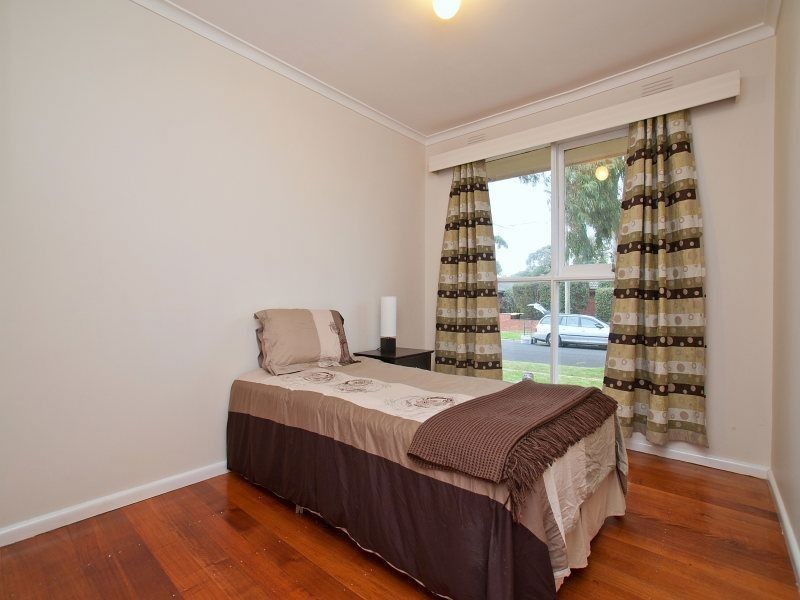 17 Bradshaw Street, Frankston VIC 3199