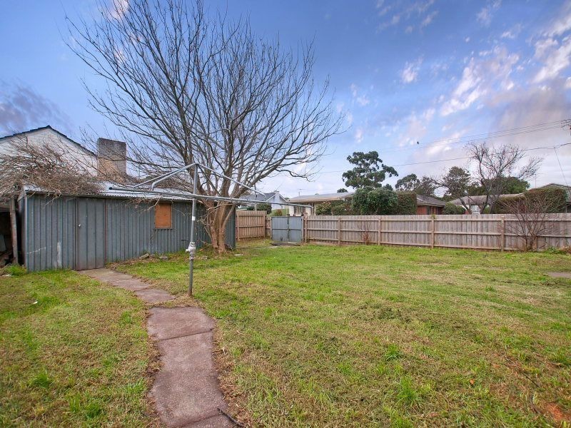 17 Bradshaw Street, Frankston VIC 3199