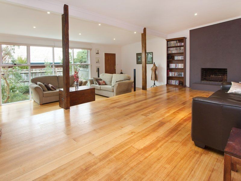 11 Stradbroke Avenue, Frankston South VIC 3199