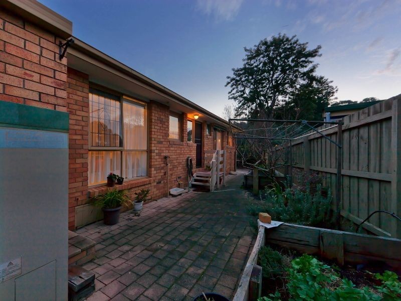 1/20 Gulwa Avenue, Frankston VIC 3199