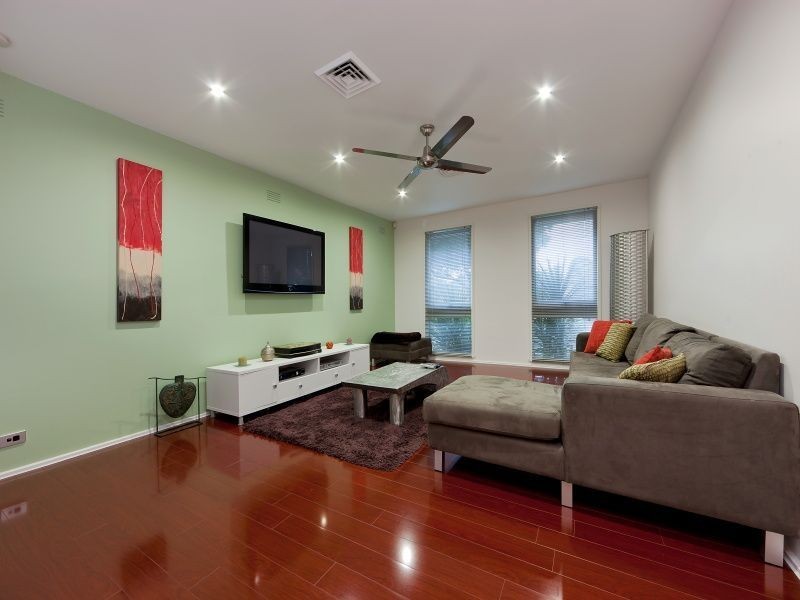 4 Narambi Crescent, Frankston VIC 3199