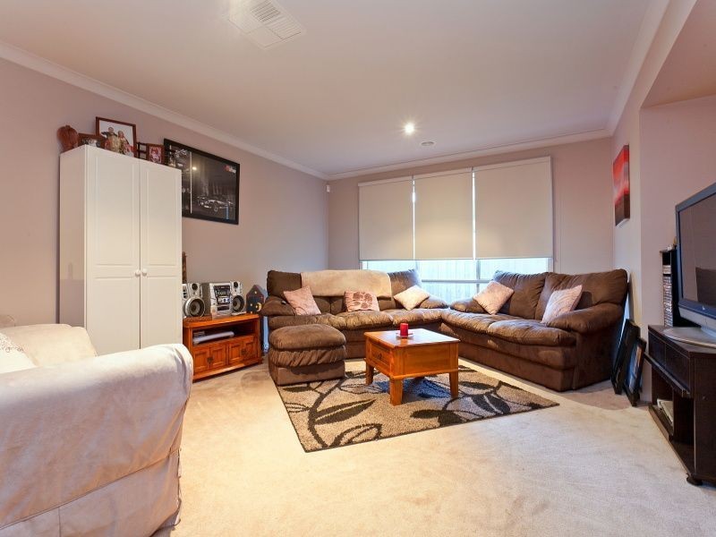 6 Victor Drive, Hastings VIC 3915