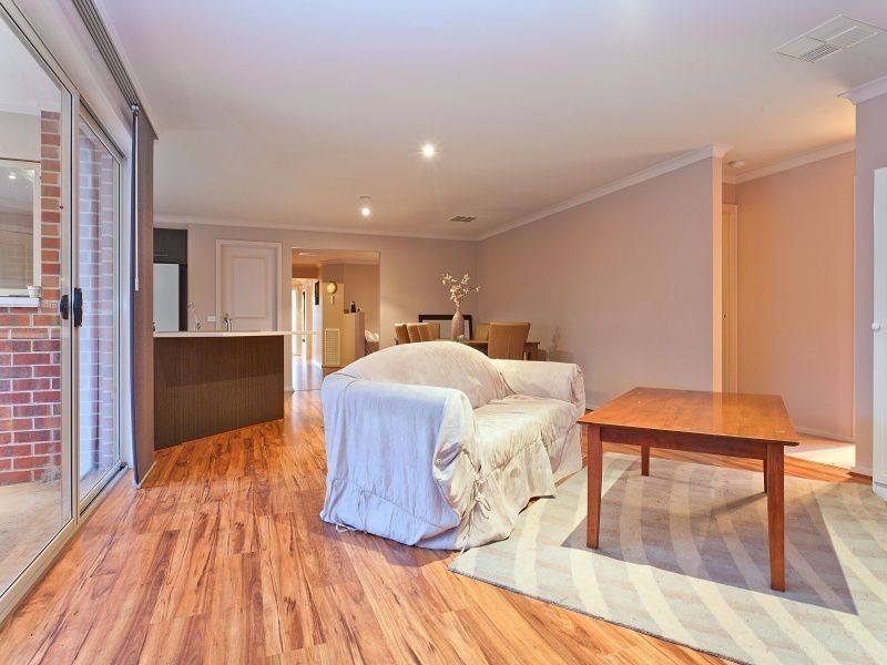 6 Victor Drive, Hastings VIC 3915
