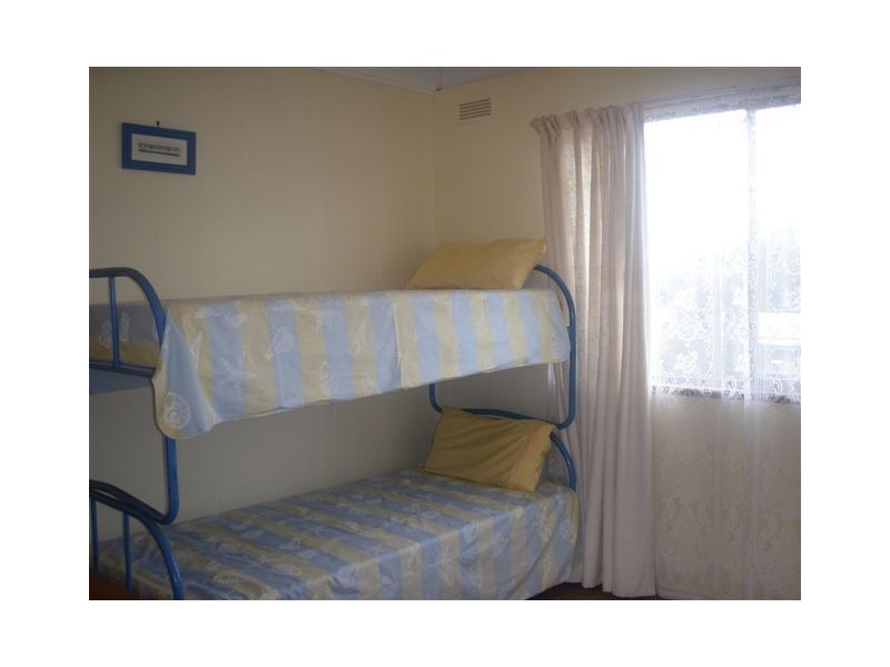 13 Fisher Parade, Loch Sport VIC 3851