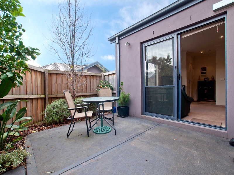 11/33 Deane Street, Frankston VIC 3199