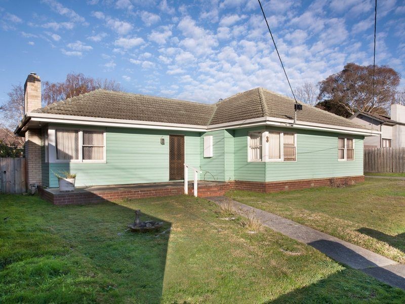 3 Warringa Road, Frankston VIC 3199