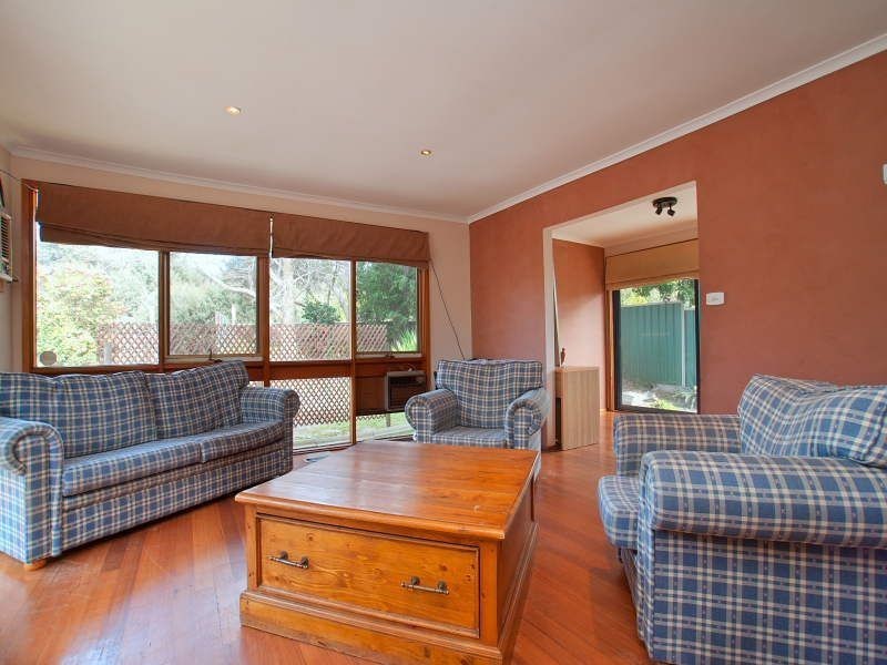 12 Leawarra Parade, Frankston VIC 3199