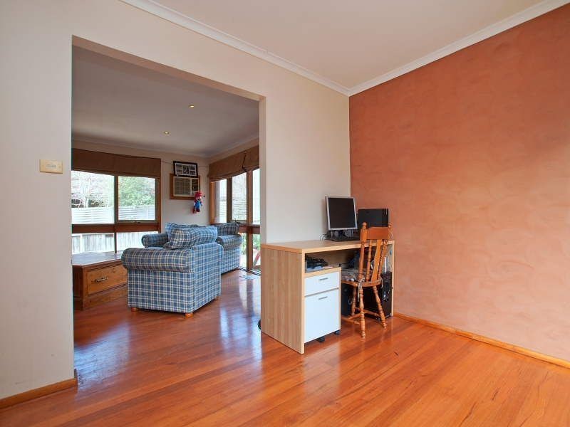 12 Leawarra Parade, Frankston VIC 3199