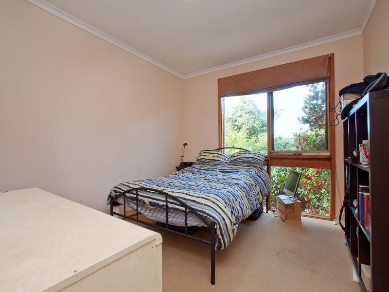 12 Leawarra Parade, Frankston VIC 3199