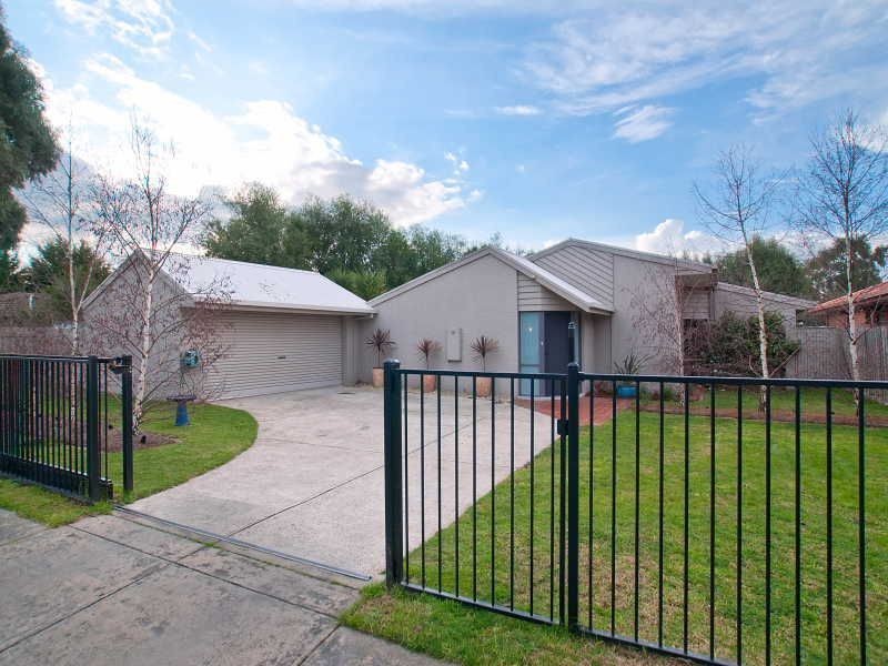 13 Witternberg Avenue, Frankston VIC 3199