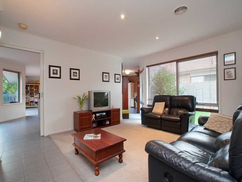 13 Witternberg Avenue, Frankston VIC 3199