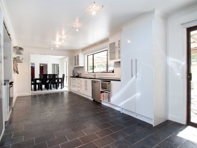 2 Barriedale Grove, Frankston South VIC 3199