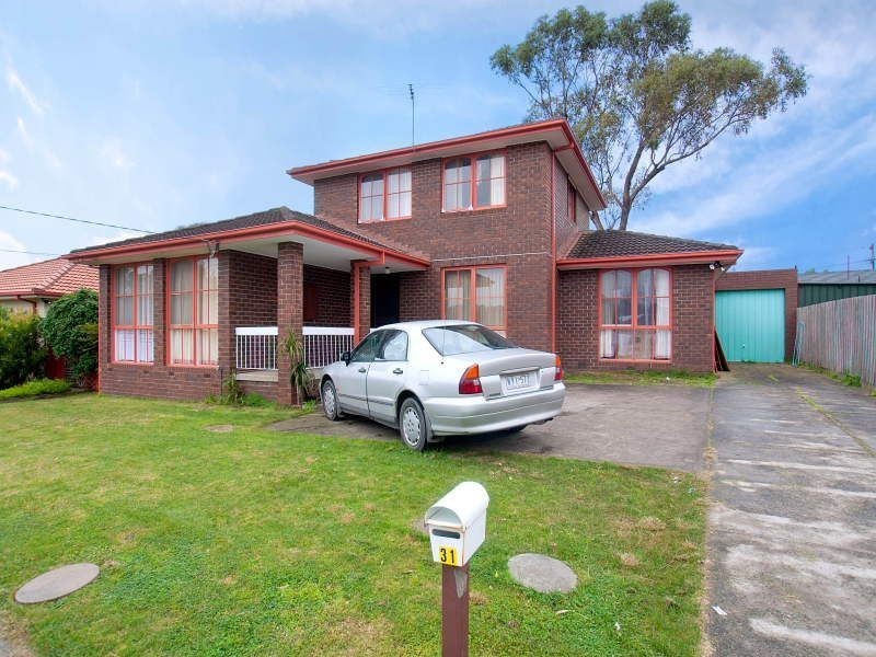 31 Alexander Crescent, Frankston VIC 3199