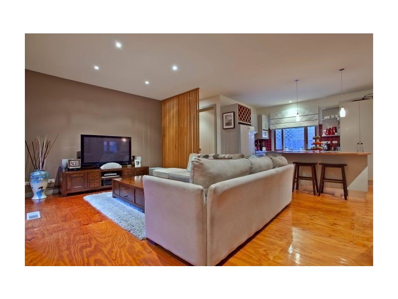 2/242 Heatherhill Road, Frankston VIC 3199