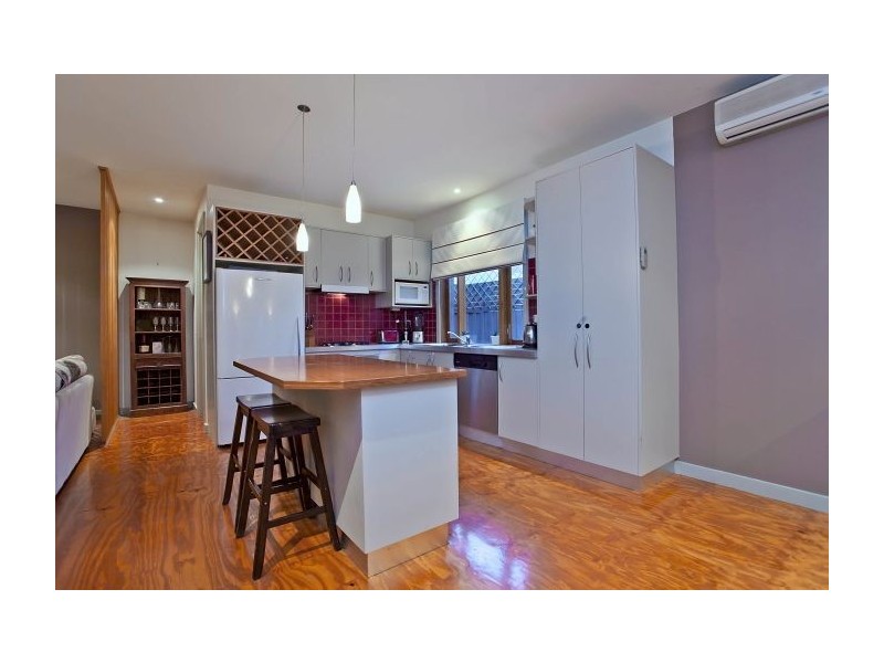 2/242 Heatherhill Road, Frankston VIC 3199