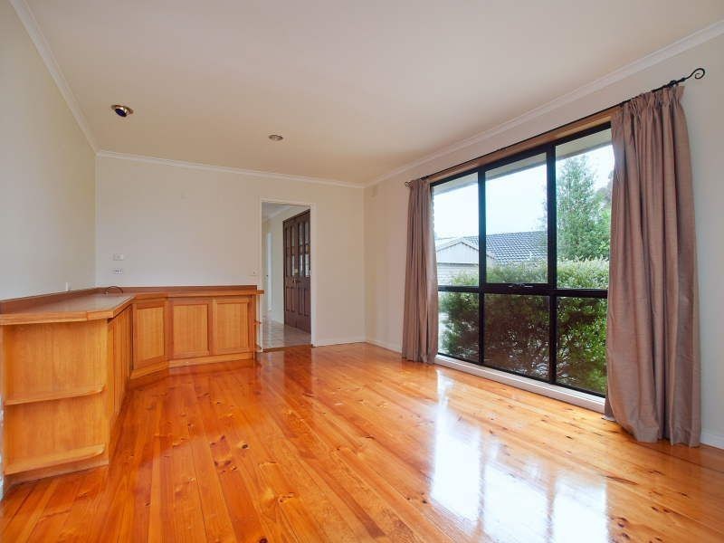 8 Burswood Close, Frankston South VIC 3199