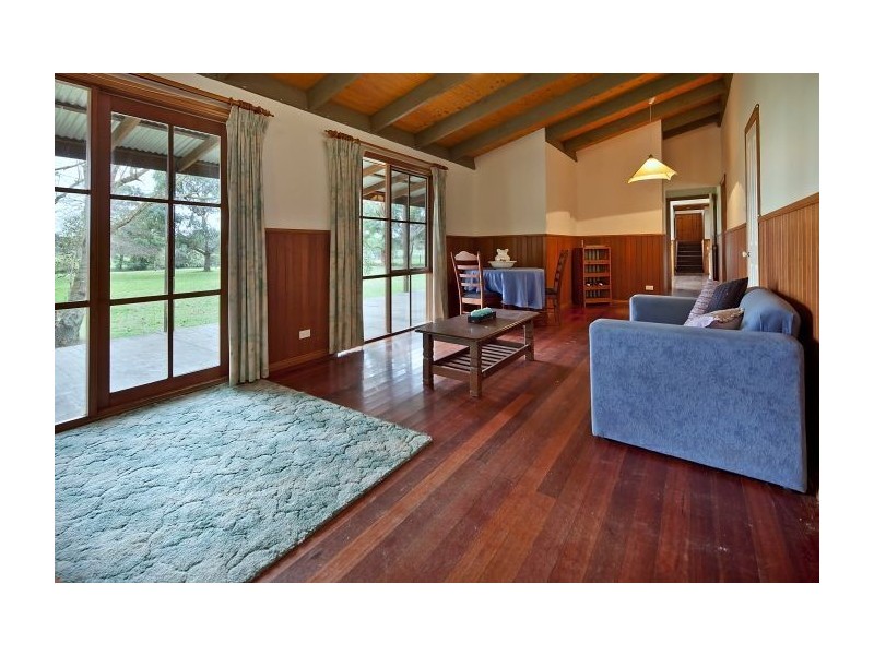 8 Noaki Street, Pearcedale VIC 3912