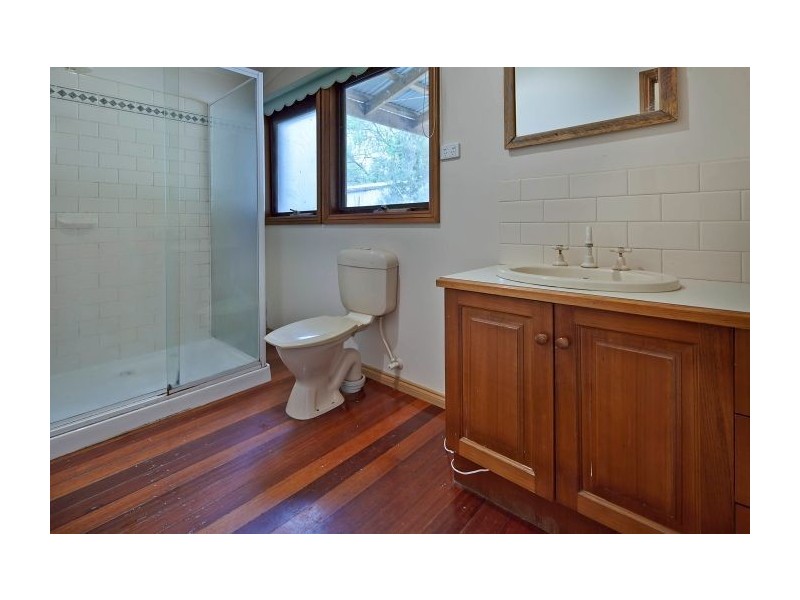 8 Noaki Street, Pearcedale VIC 3912