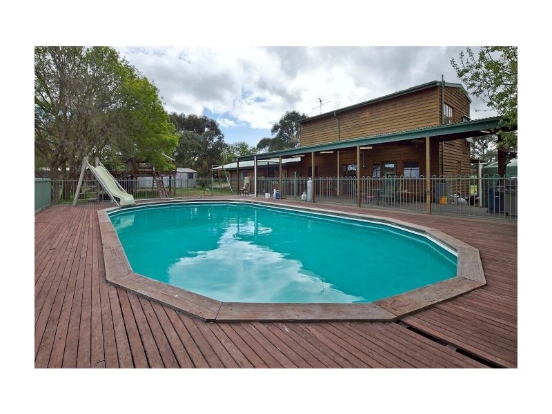 8 Noaki Street, Pearcedale VIC 3912